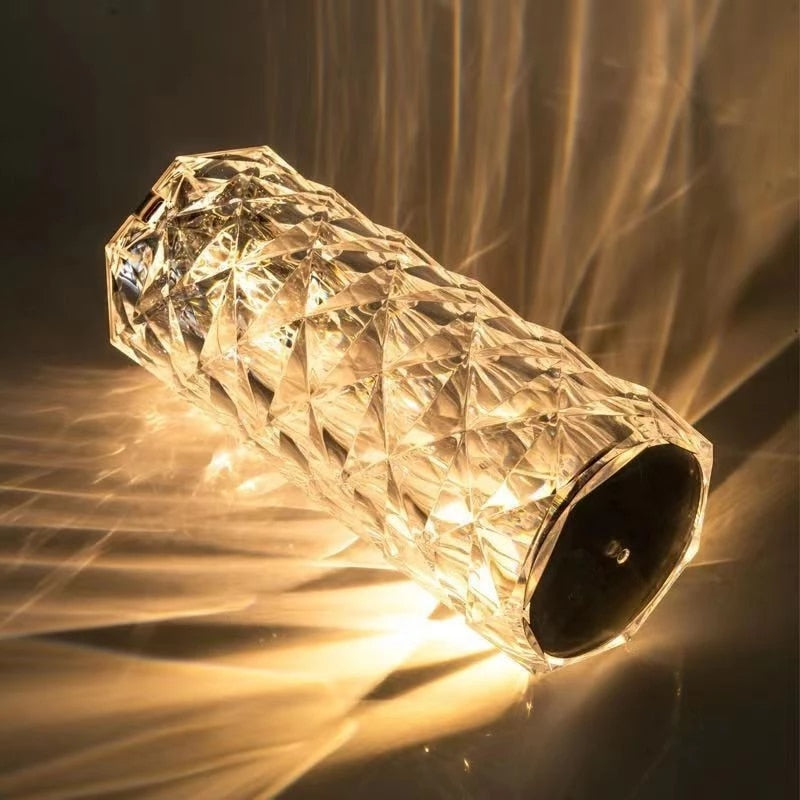 Luminária Diamond® - Ideal para decorar qualquer ambiente. - Magazzil 